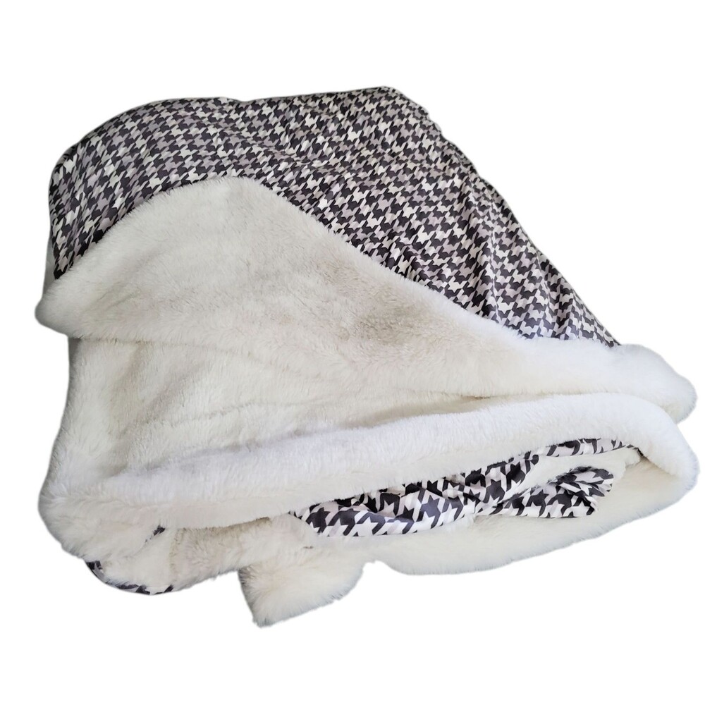 Sweet Bamboo Gray Houndstooth Big Kid Faux Fur Layered Plush Throw Blanket